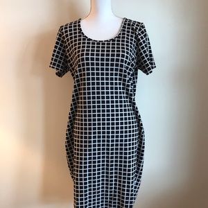 Nameless, Unworn Black and White Open Back Pencil!